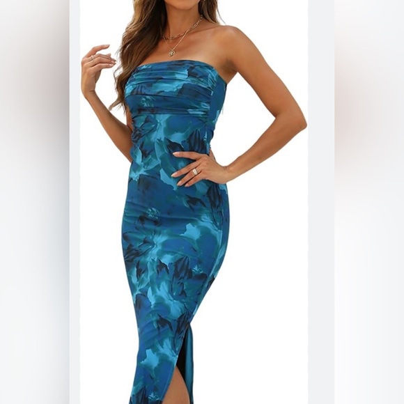 NWT Razzlebelle Red and Blue tie-dye Strapless Midi Dress - Picture 3 of 4